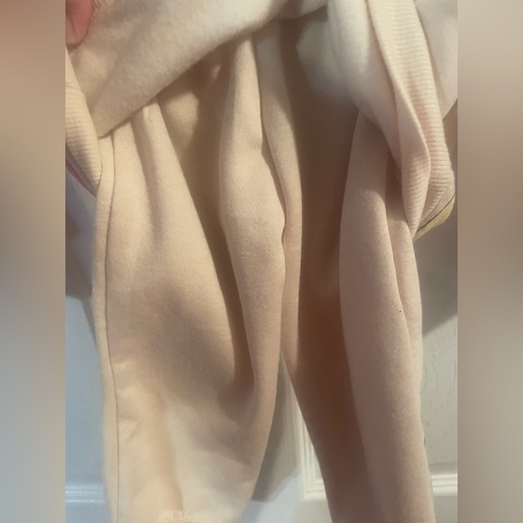 Peeps Bunny Print Kids Sweatshirt and Pants Set! NWOT! Size 2t - Picture 3 of 5